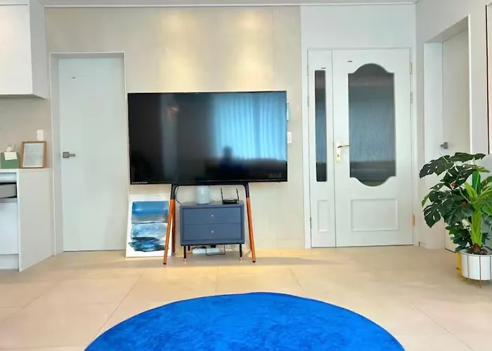 アパート Posh House 2